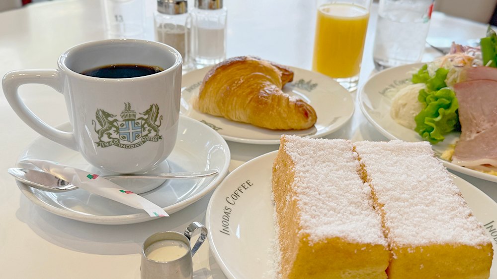 이노다커피 프렌치토스트 설탕가득