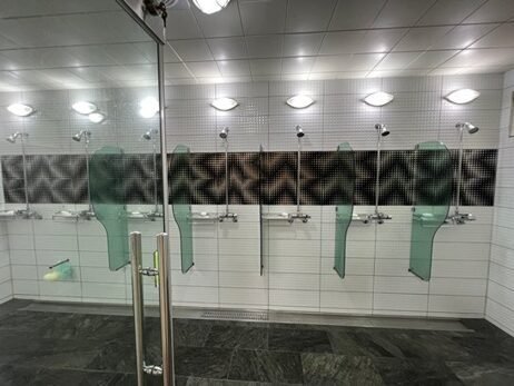 나조스트 캠핑장 J1사이트 후기|편의시설·김삿갓계곡 총정리 칸막이가 설치된 샤워 부스