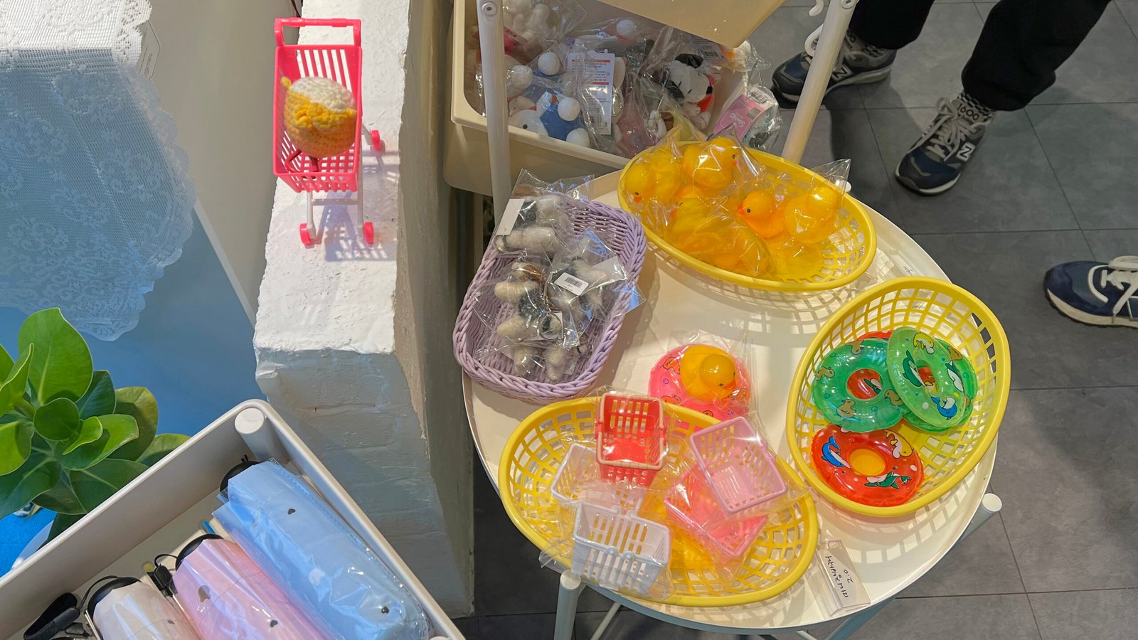 속초 기념품샵 신기루상점에서 오징어순대 마그넷 사왔어요 - 2