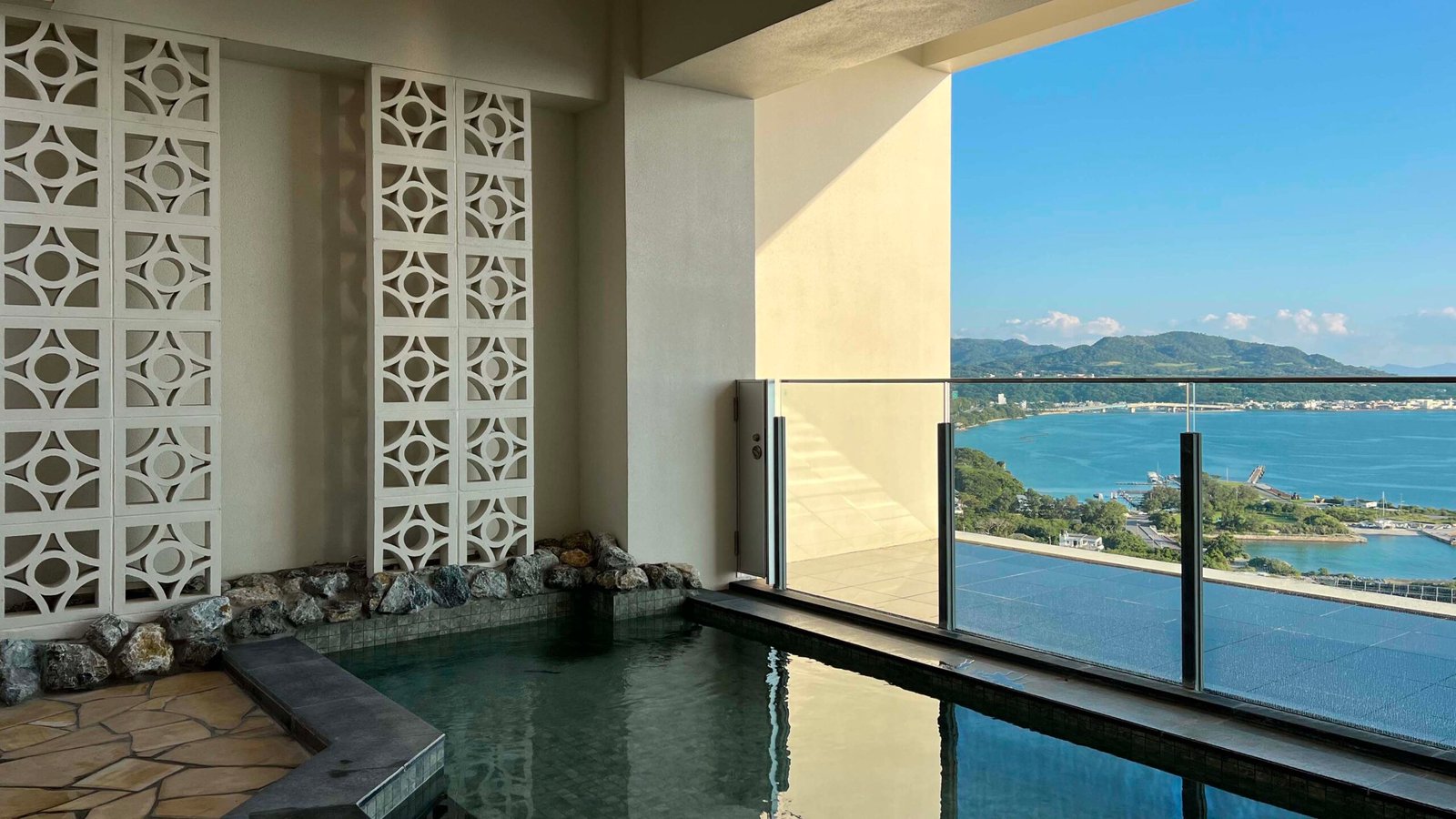 알라 마하이나 콘도 호텔 오키나와 북부 가성비 숙소 추천┃수페리어룸, 수영장, 대욕장 이용 후기 - 101