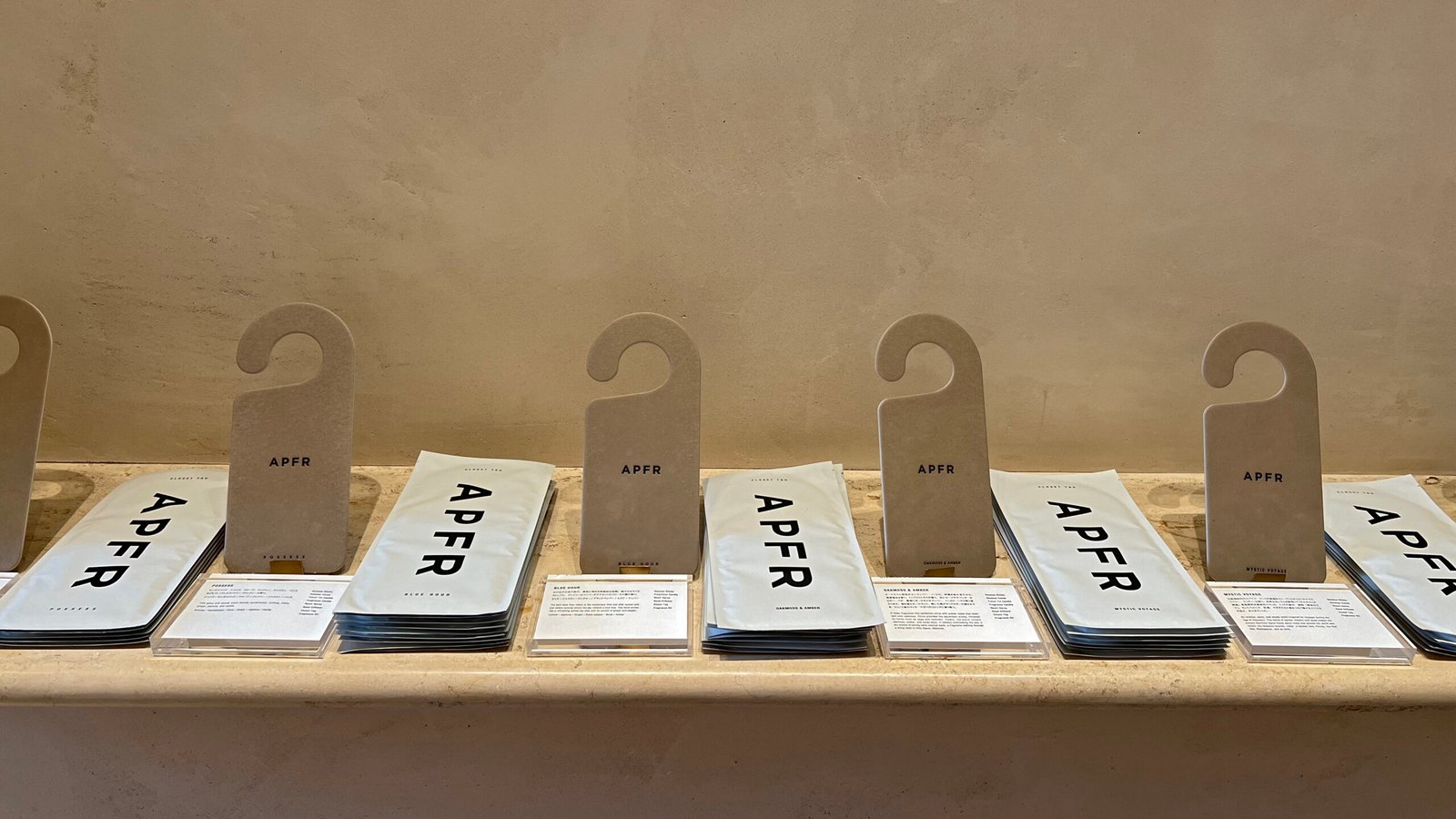 APFR TOKYO 아포테케 프라그란스 시모키타자와 쇼핑 - 14