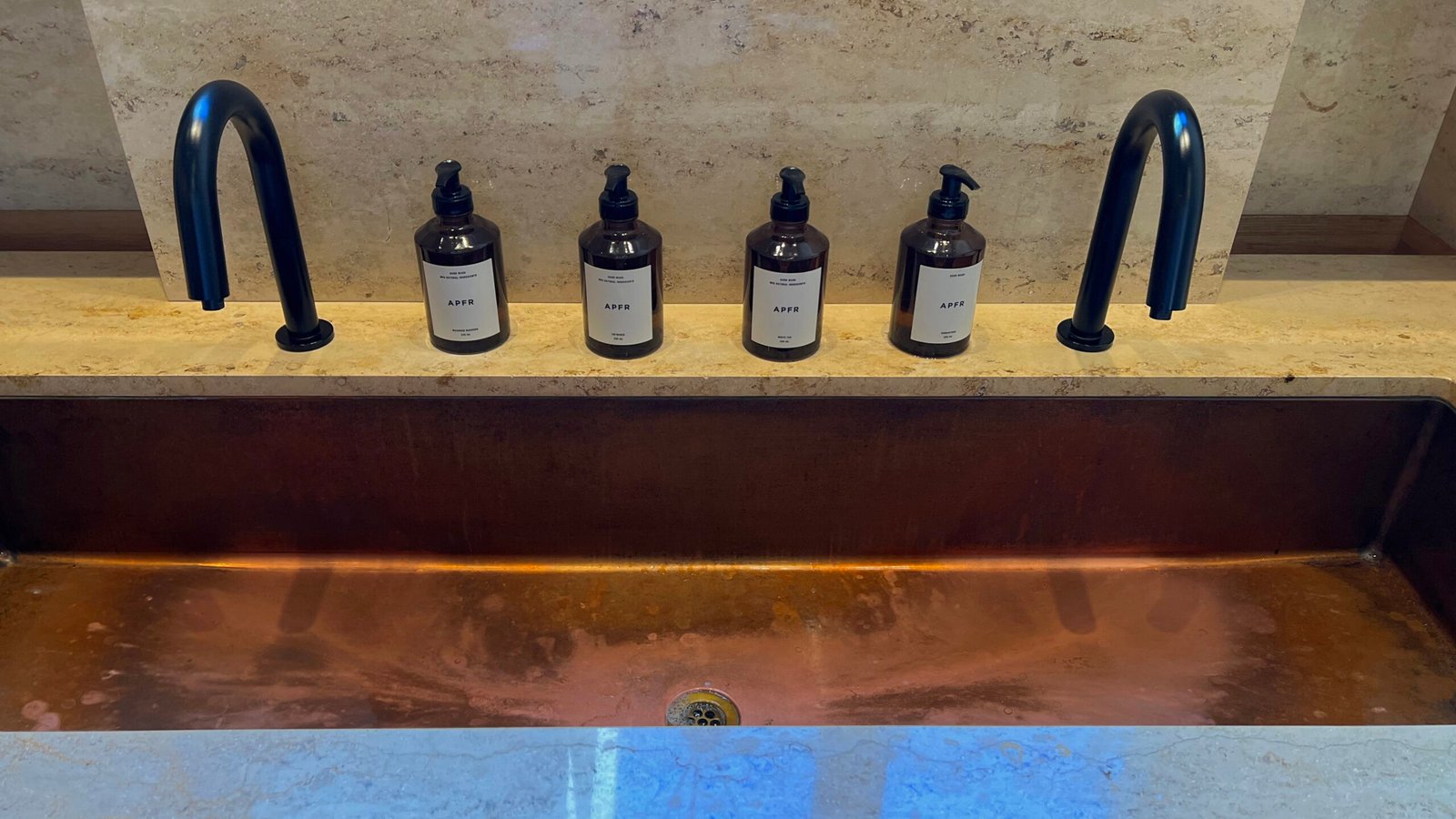 APFR TOKYO 아포테케 프라그란스 시모키타자와 쇼핑 - 17