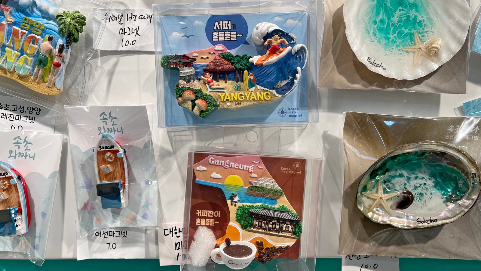 속초 기념품샵 신기루상점에서 오징어순대 마그넷 사왔어요 - 8