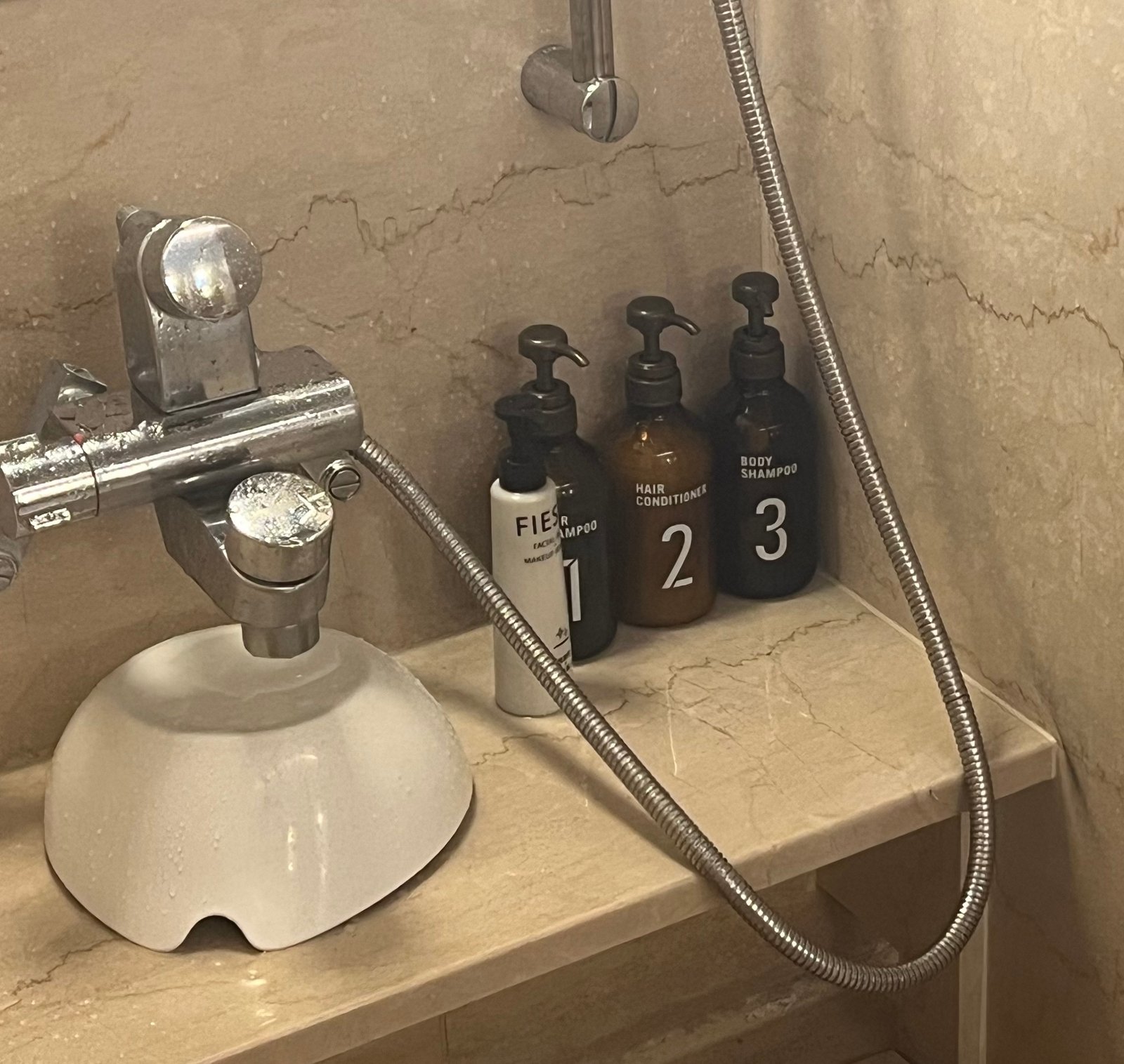 대욕장이 매력적인 호텔 리솔 트리니티 오키나와 나하공항 근처 가성비 숙소 - 50