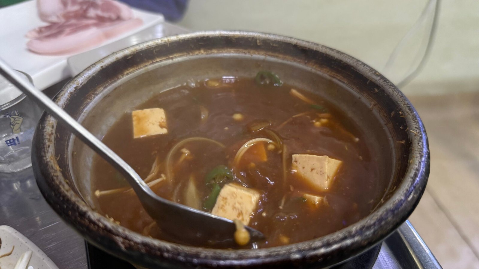 빽가네 뒷고기 경주 맛집 탐방기┃쫄깃한 고기 식감과 구수한 된장찌개의 조화 경주 맛집 빽가네 뒷고기 된장찌개