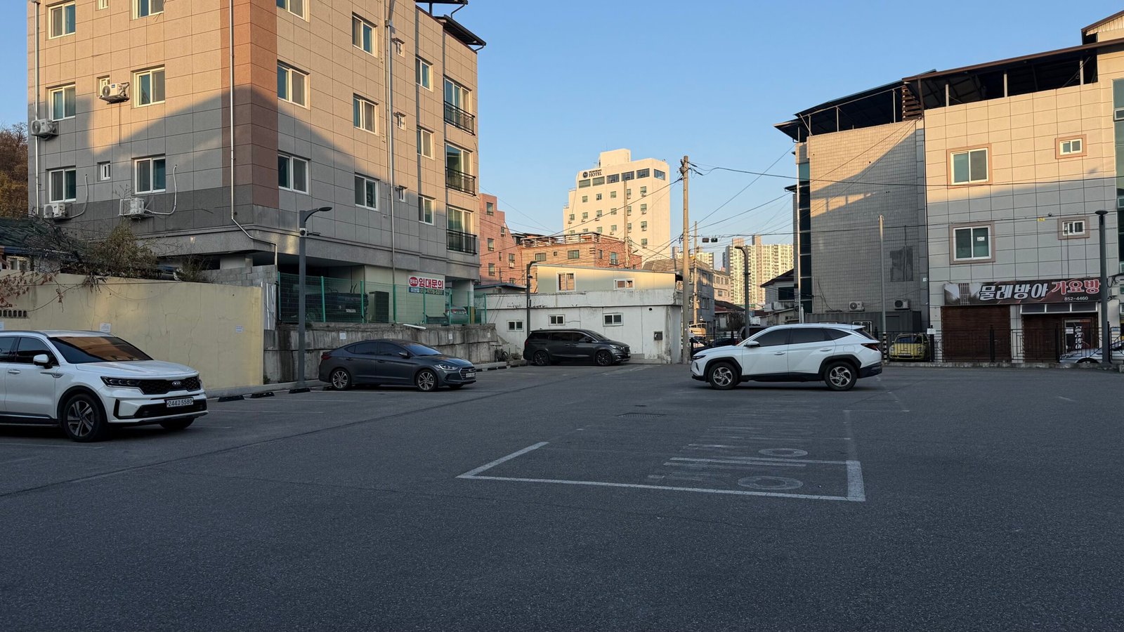 안동 숙소 월영호텔 주차장