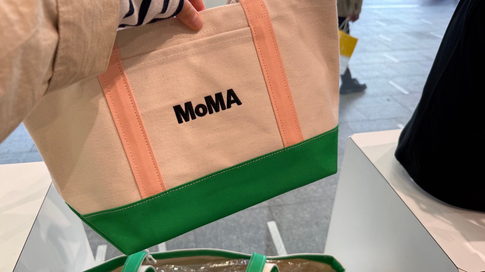 교토 모마디자인스토어 모마 토드백
