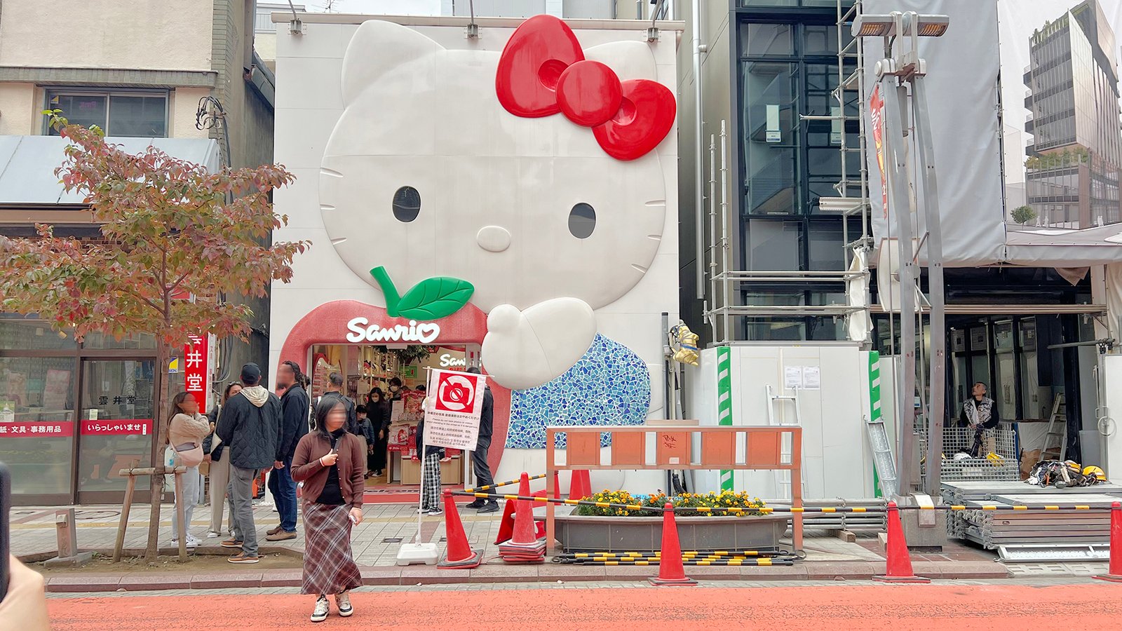 도쿄 산리오 기프트샵 포토존